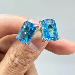 LuxurySea Blue Square Zircon Stud